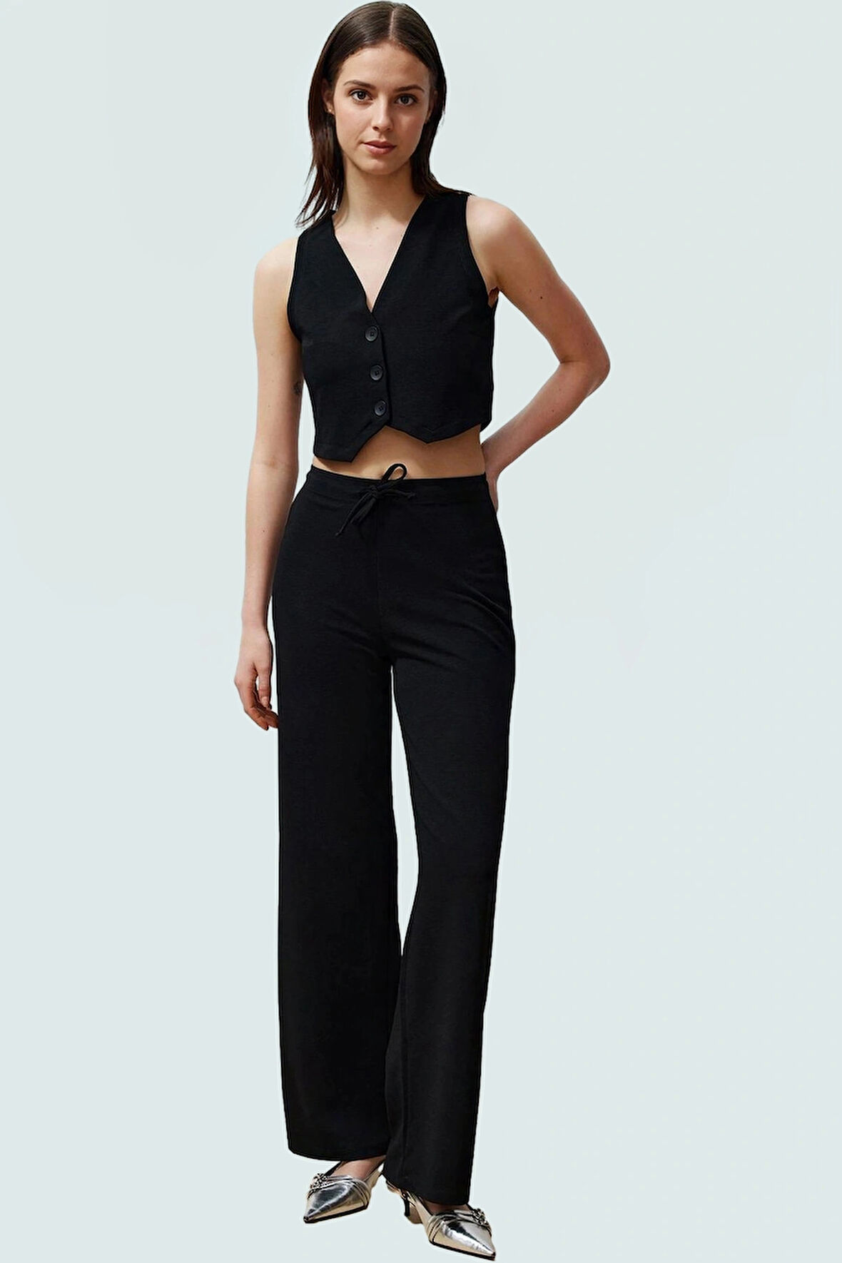 Geniş Paça Pantolon Yelek Takım Rahatlık ve Şıklık Bir Arada İşten Gündeliğe Modern Stil