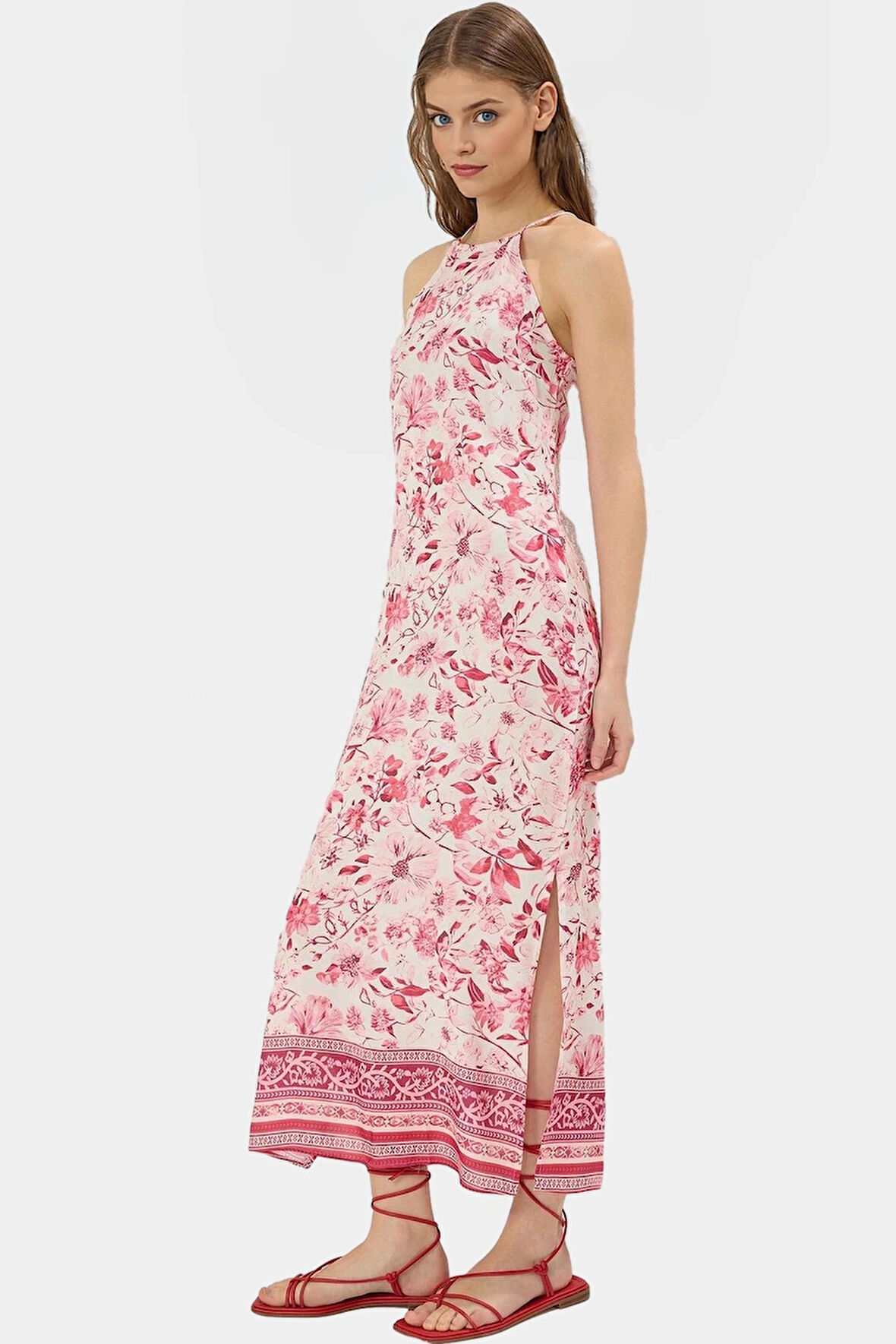 Rahat Viskoz Maxi Elbise Çiçek Desenli A Kesim Halter Yaka Yazlık Seçkin Malzeme