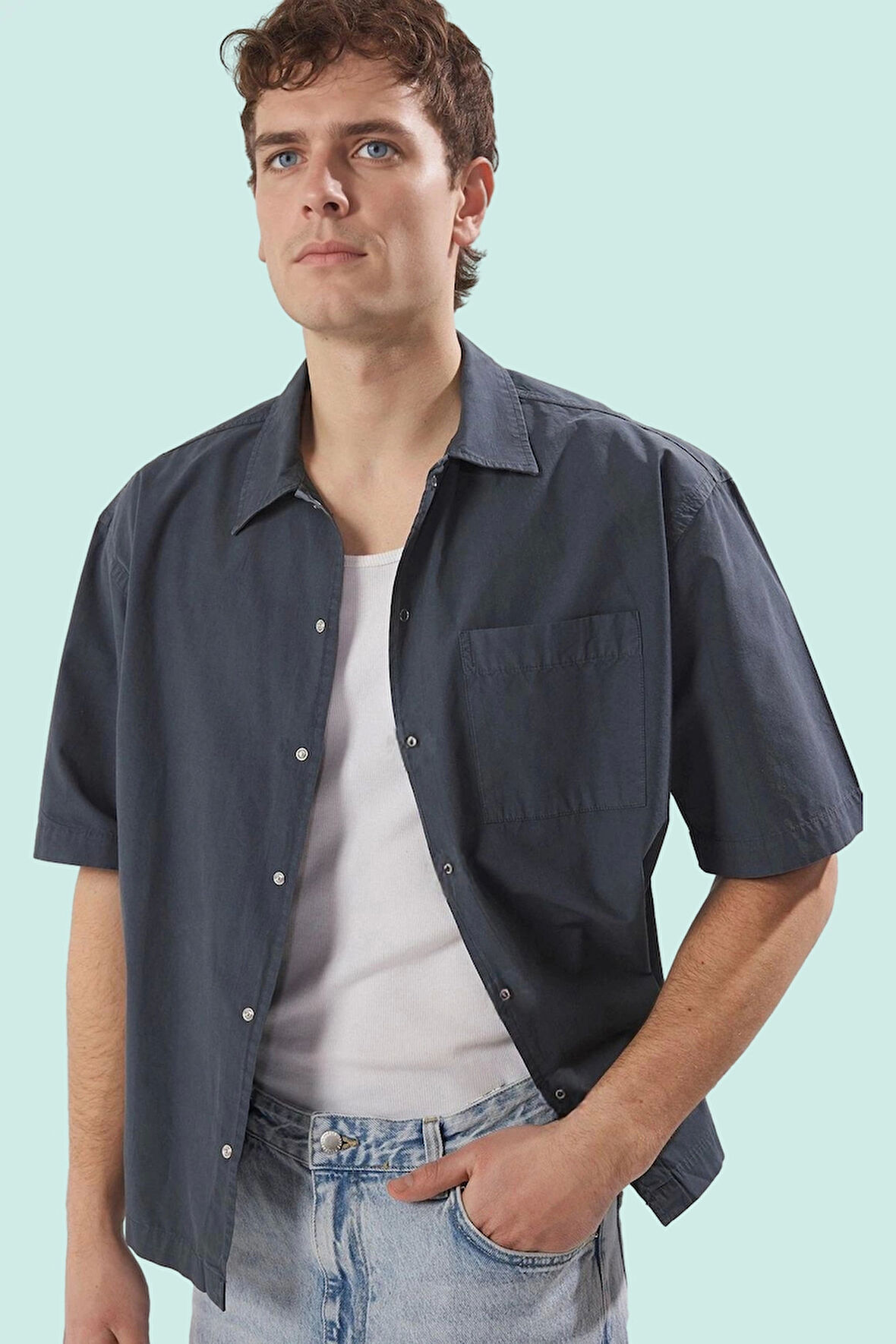 Erkek Pamuk Paper Touch Gömlek Şık ve Rahat Boxy Fit Kısa Kollu Yaz Aylarının Vazgeçilmezi