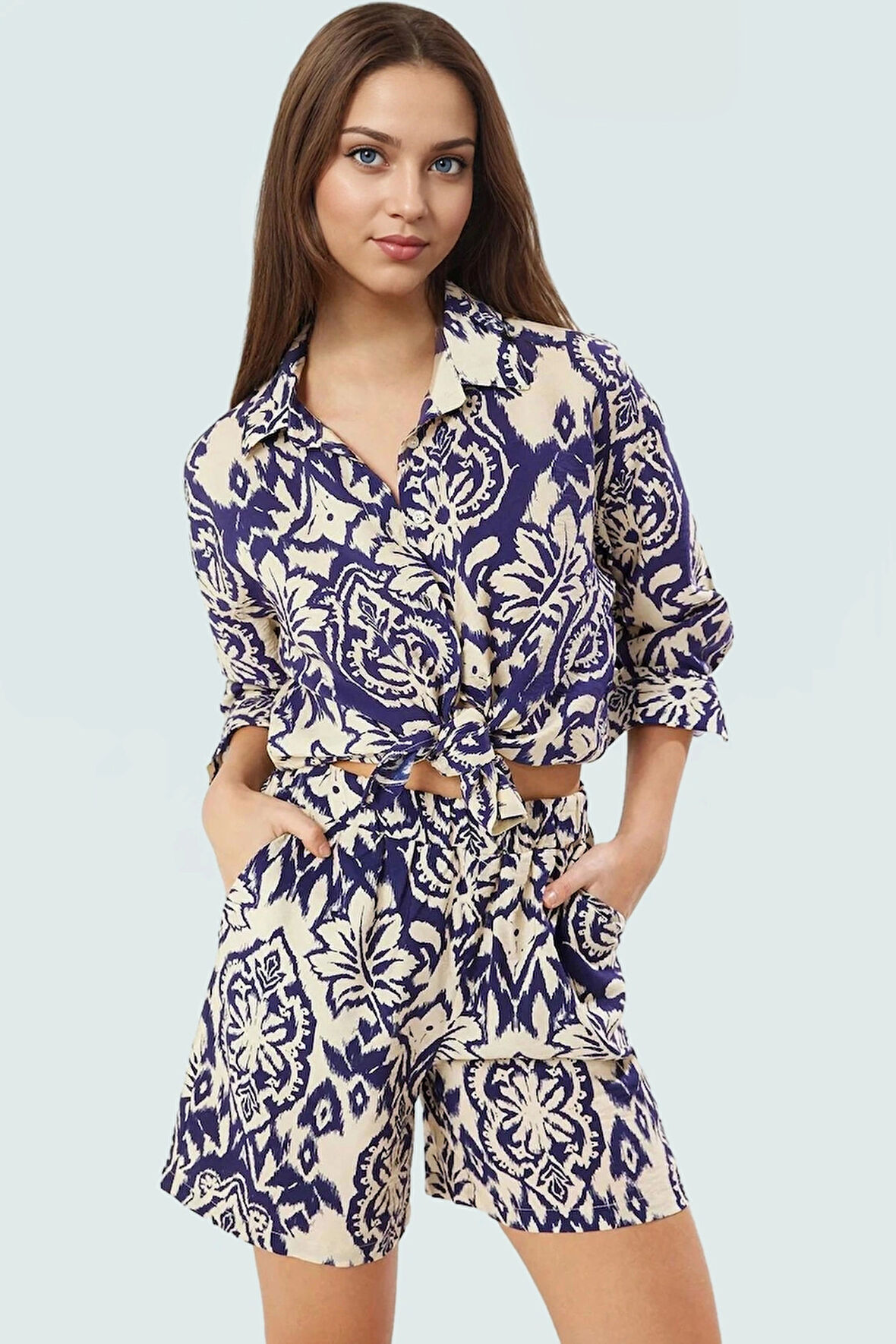 Rahat ve Şık Etnik Desenli Viskoz Gömlek Şort Takım Yüksek Kalite Uzun Ömürlü Trend Tasarım