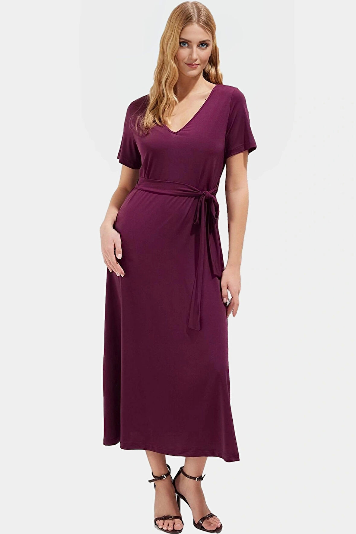 Örme Maxi Elbise Kuşak Detaylı Skater Kalıp Kısa Kollu Profesyonel Görünüm Rahat Kullanım