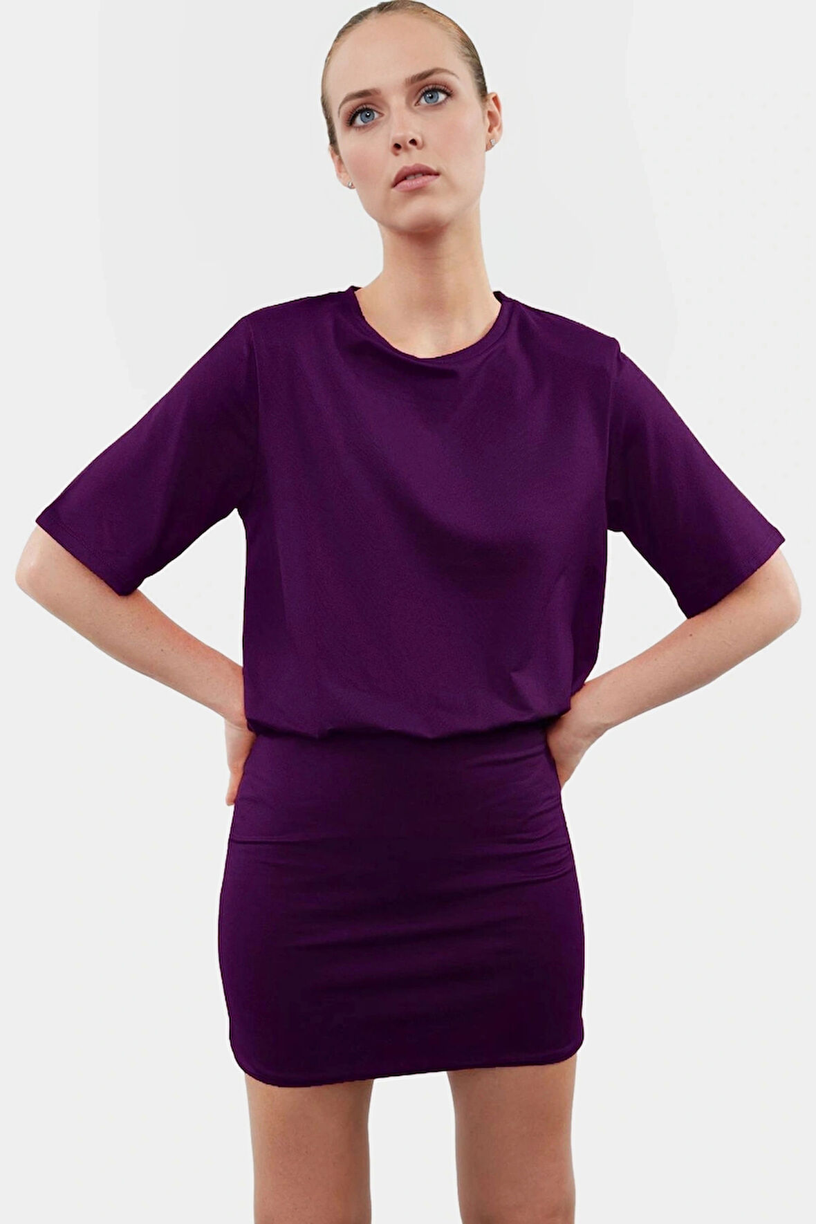 Pamuklu Elastanlı Mini Elbise Kısa Kollu Bodycon Kesim Uzun Ömürlü Dayanıklı Malzeme