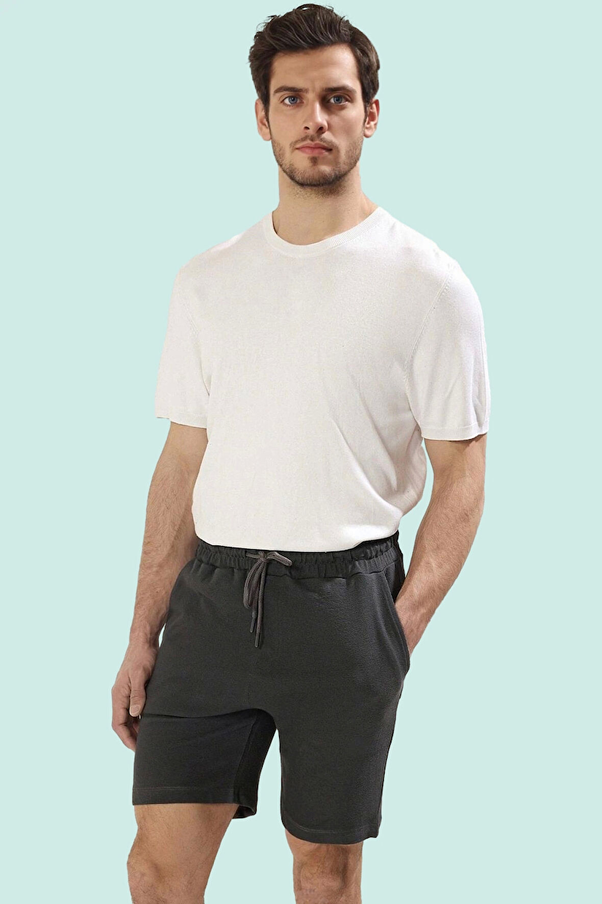 Erkek Kısa Boy Pamuklu Geniş Paça Şort Rahatlık ve Stil Günlük Kullanım Yaz Aylarının Vazgeçilmezi