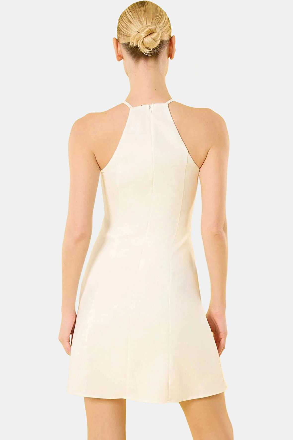 Halter Yaka Mini Elbise Yazın Şıklığı İçin İdeal Seçim Trend Tasarım Zarifane