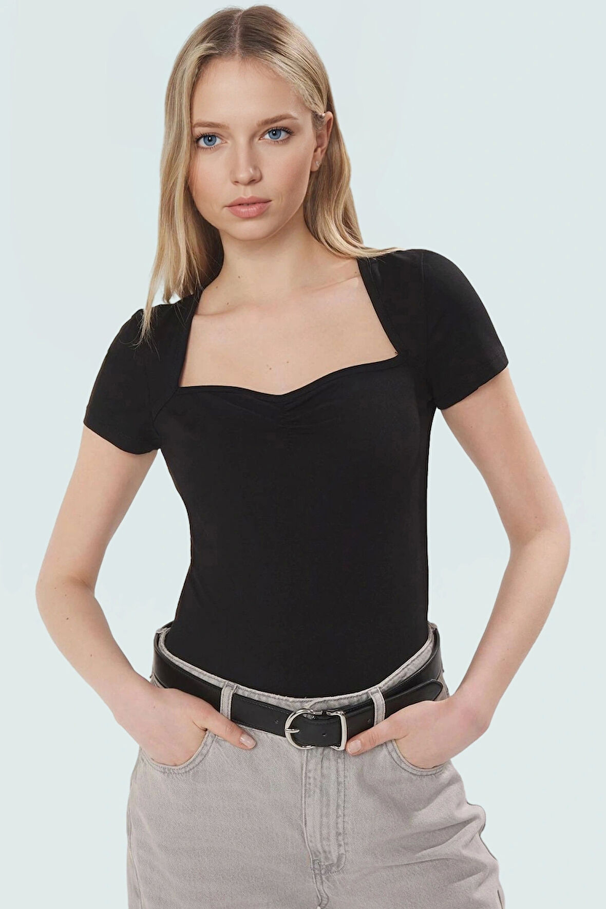 Fitted Kalıp Kısa Kollu Bluz Likralı Penye Yazlık Trend Tasarım Uzun Ömürlü Şık Görünüm