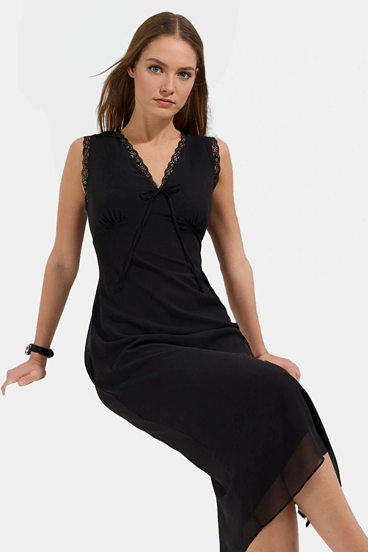 Yazlık Kolsuz Dantel Detaylı Midi Elbise A Kesim  Polyester Dokuma Trend Tasarım