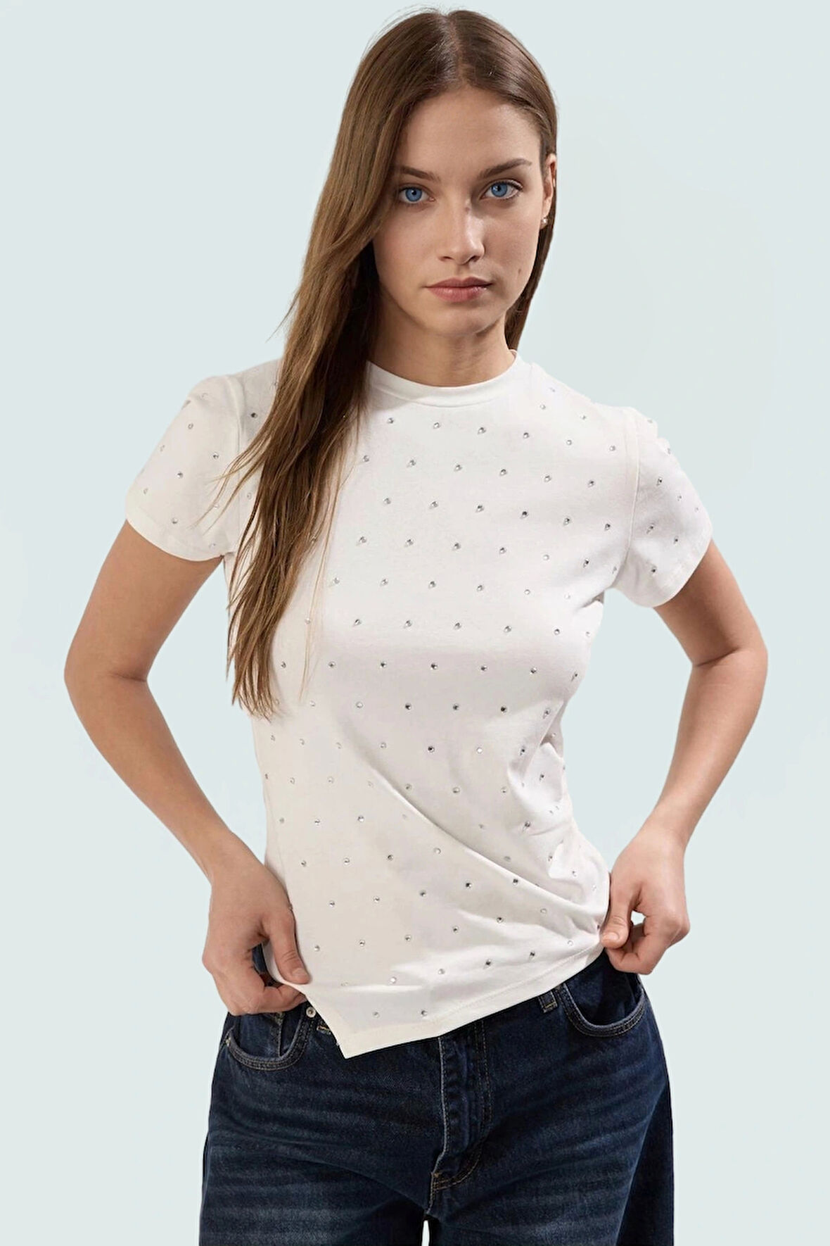 Asimetrik Taşlı T shirt Pamuklu Fitted Yazlık Dayanıklı Malzeme Modern Stil Özenle Seçilmiş