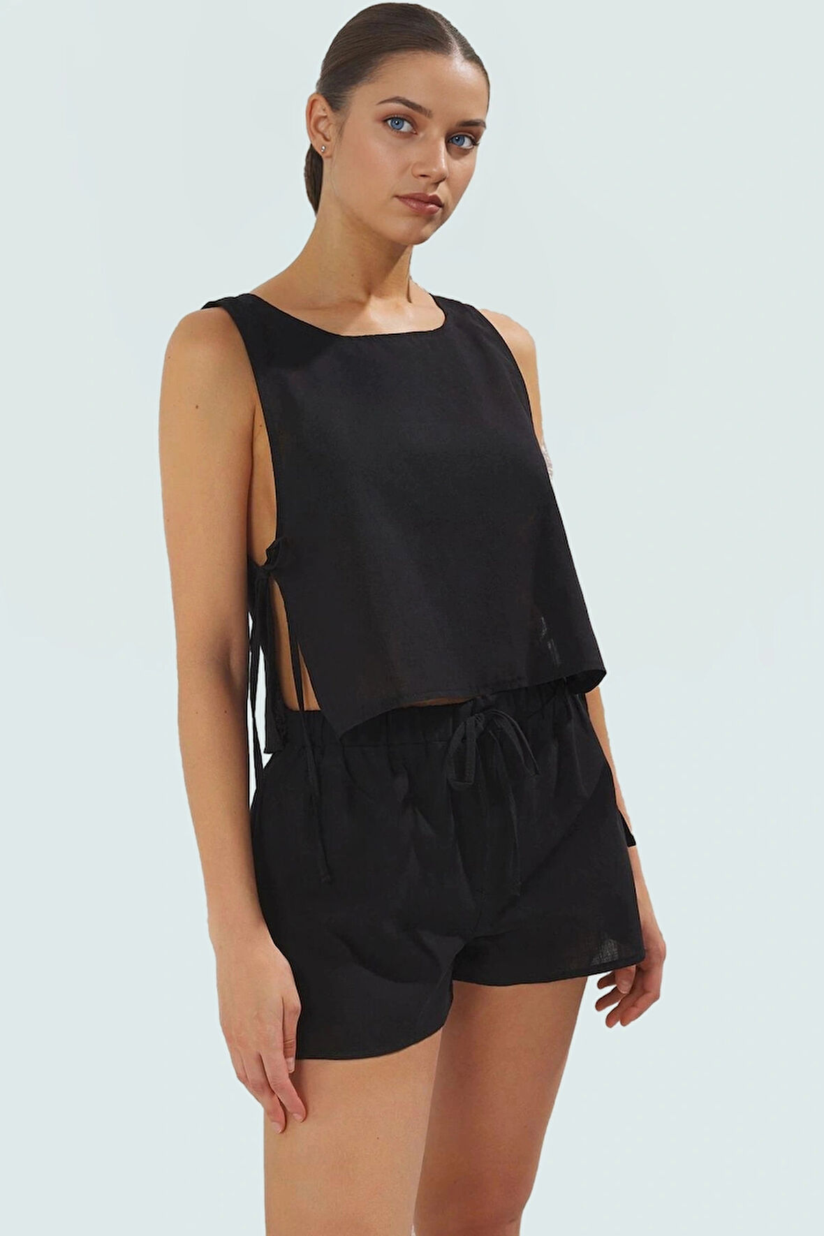 Rahat Kesim Kolsuz Pamuk Bluz Şort Takım Yazlık Plaj Modası Trend Tasarım