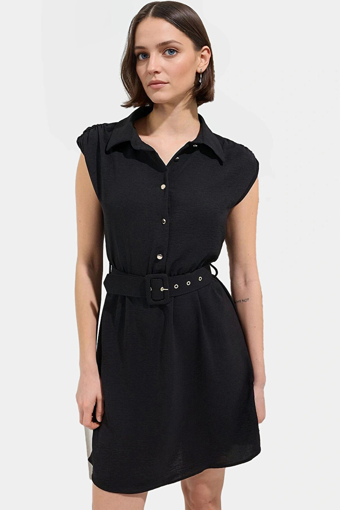 A Kesim Kısa Elbise Kemerli Polyester Dokuma Rahat Günlük Modern Stil Mükemmel Uyum