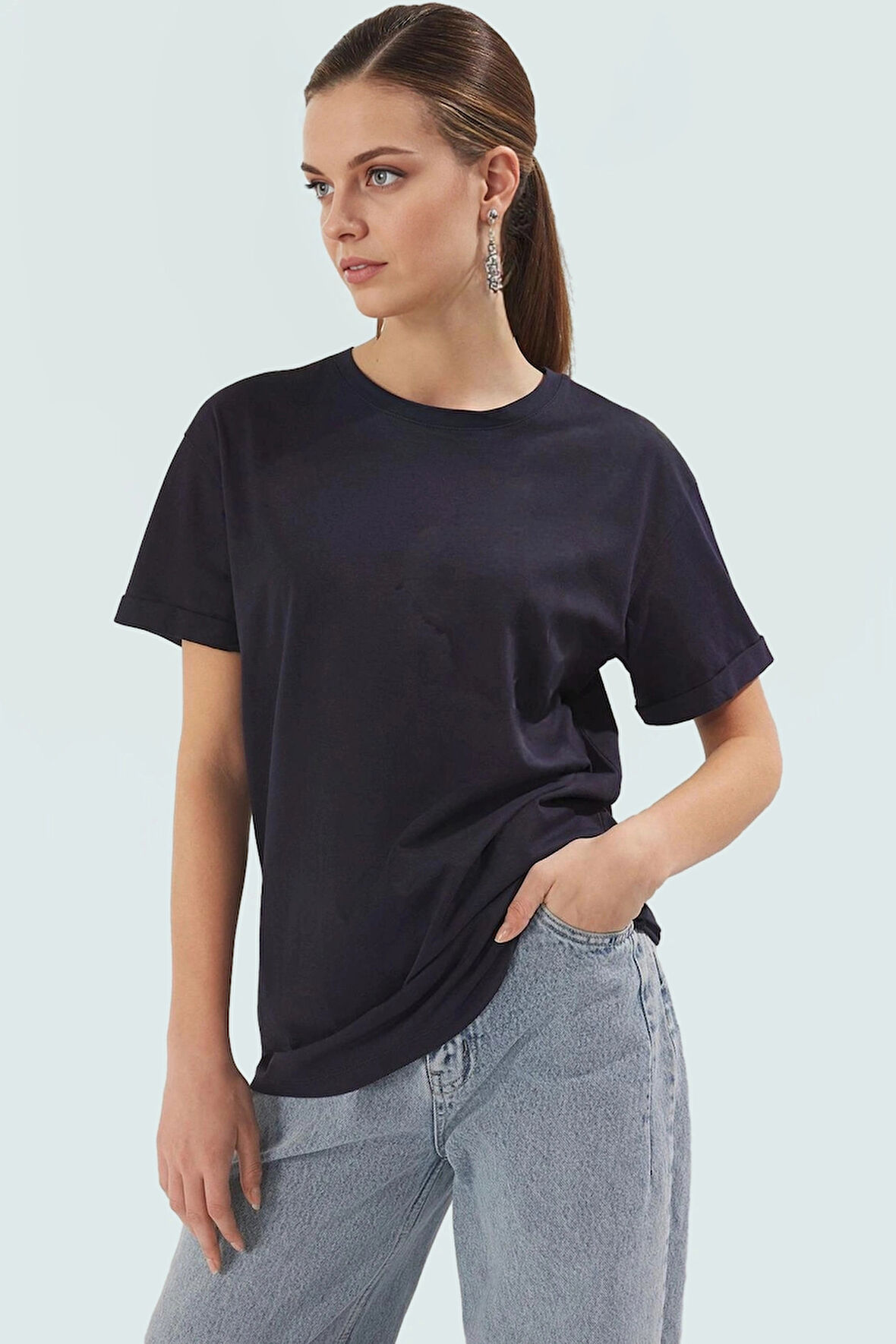 Fiyonk Detaylı Pamuk Bluz Rahatlık ve Şıklık Bir Arada Zarifane Tasarım Şık Görünüm