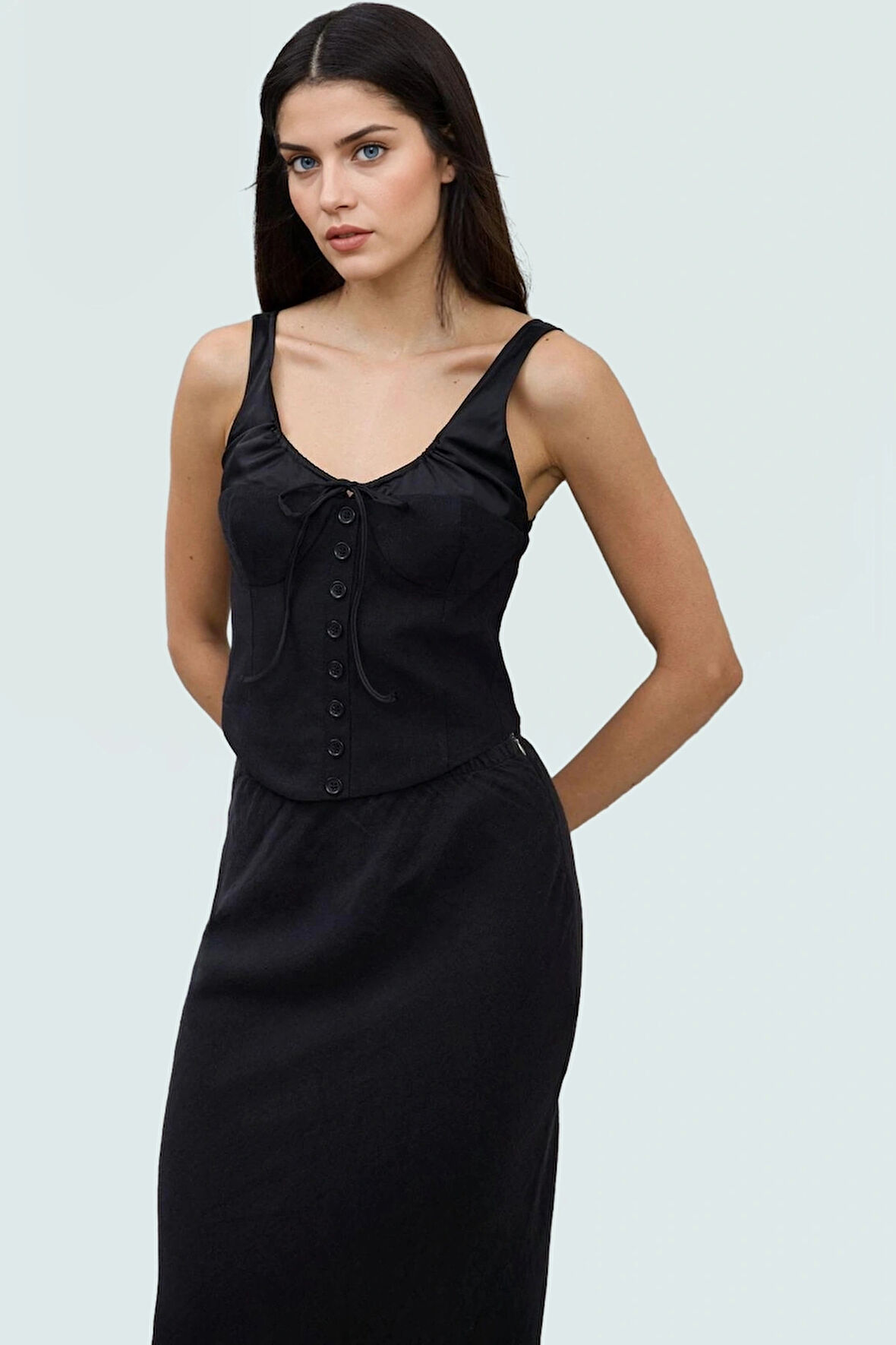 Fitted Askılı Bluz Keten ve Pamuk Karışımı Nefes Alabilir Kumaş Zarifane Tasarım