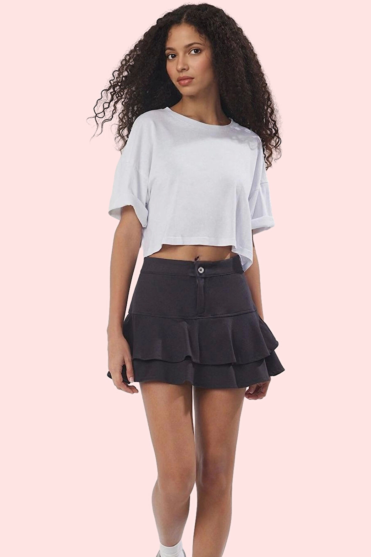 Kadın Şort Etek İnterlok Örme Kumaş Fırfırlı Detay Günlük Casual Stil Yaz Aylarının Vazgeçilmezi