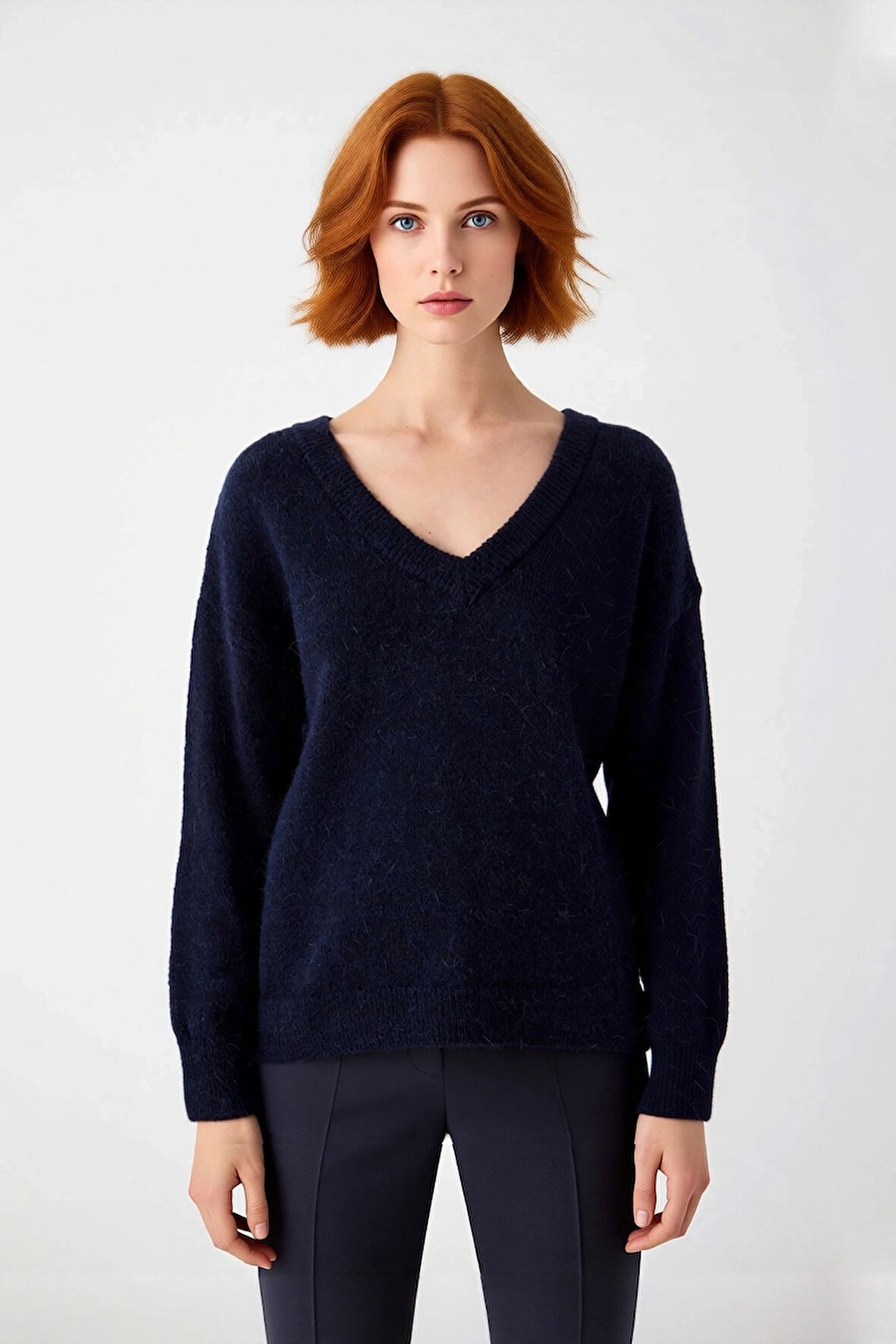 Modern Kadın Oversize V Yaka Triko Düz Düşük Kol Günlük Basic Kışlık Alpaka Karışımlı Kazak