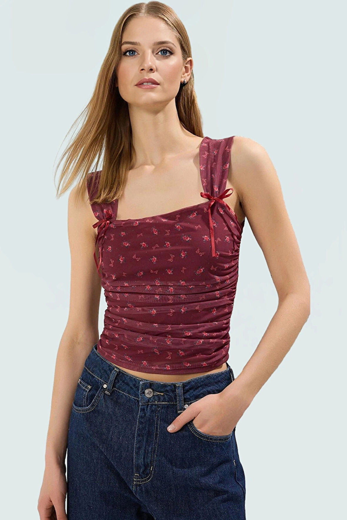 Fitted Kolsuz Örme Bluz Renk Kare Yaka Tül Kumaş Kaliteli İşçilik Günlük Kullanım İçin