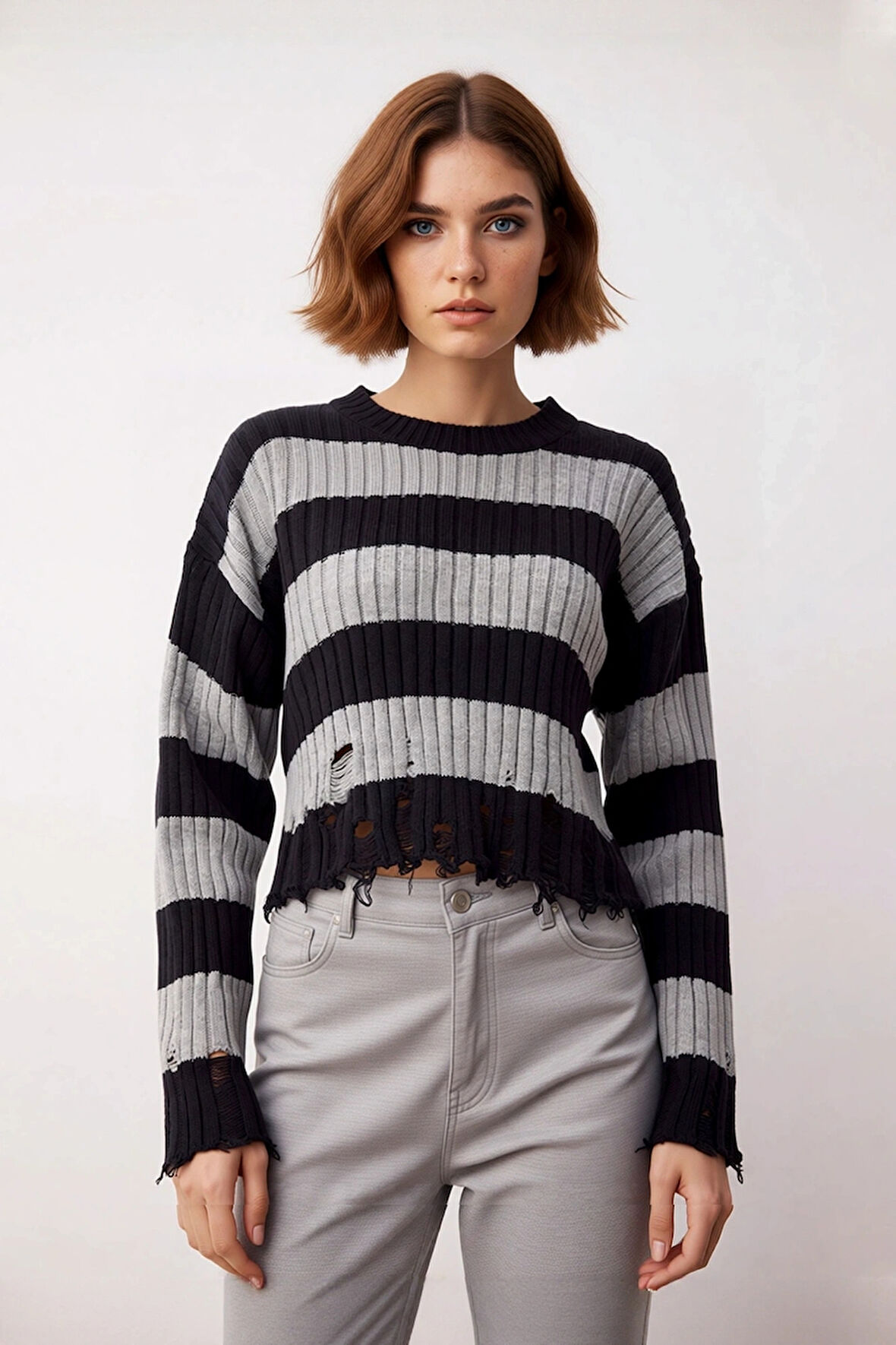 Kadın Basic Çizgili Düşük Kol Akrilik Triko Kazak Crop Kesim Akıtma Detaylı Konforlu Stil Kaliteli