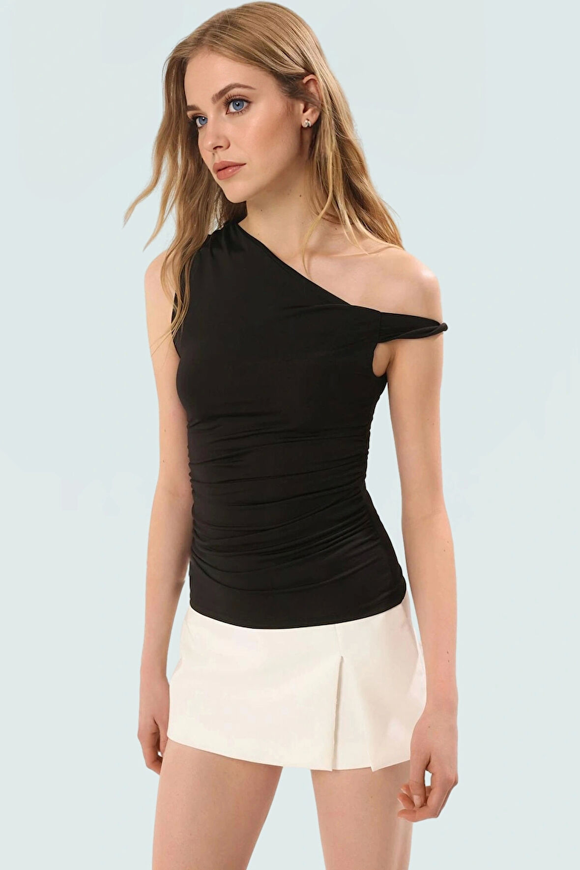 Vücuda Oturan Örme Bluz Basic Kısa Kollu Konforlu Kesim Modern Stil Dayanıklı Malzeme