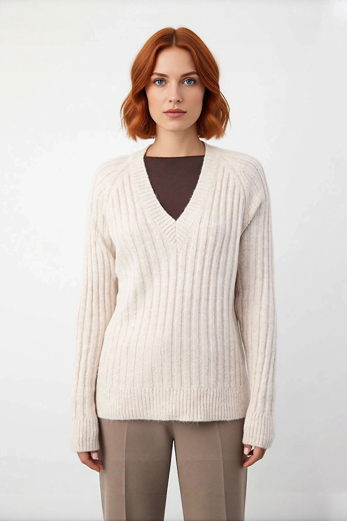 Kadın Uzun Boy Orta Kalınlık Fitilli Triko Kazak V Yaka Reglan Kol Soğuk Havalarda Ideal Seçim