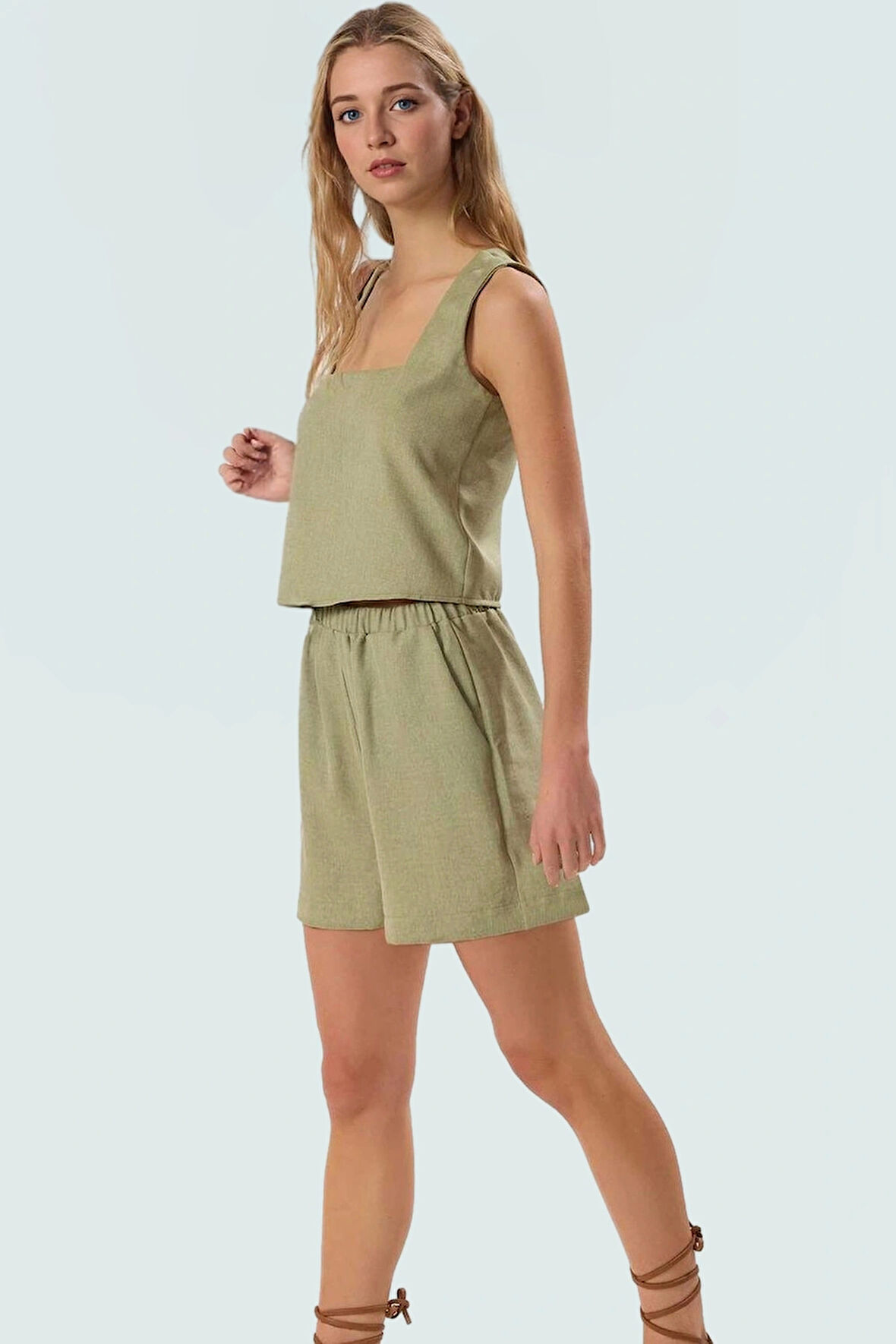 Yazlık Keten Görünümlü Kadın Takım Elbise Şort ve Bluz Yüksek Bel Rahat Şık