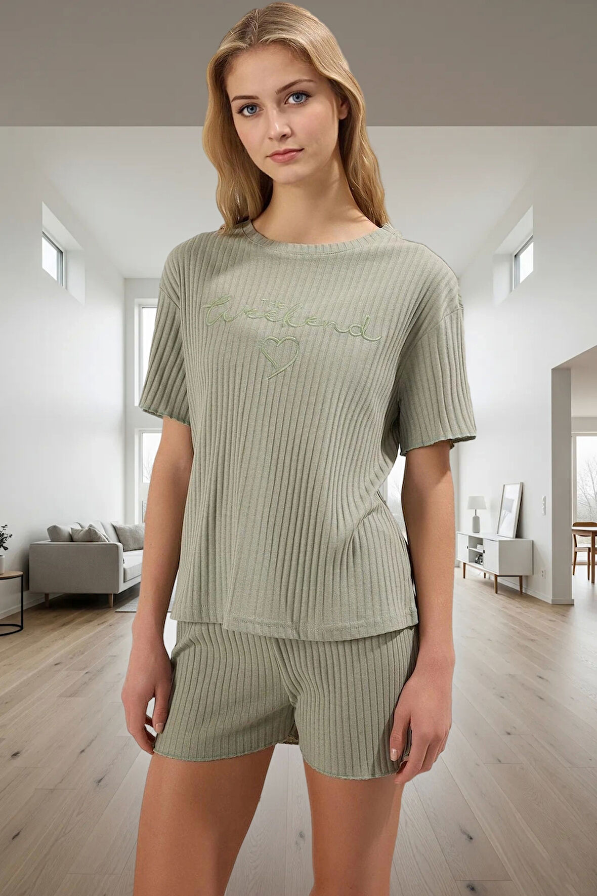 Rahat Kesim Pijama Takımı Yumuşak Örme Kumaş Yazlık Şort ve Tişört Uzun Ömürlü