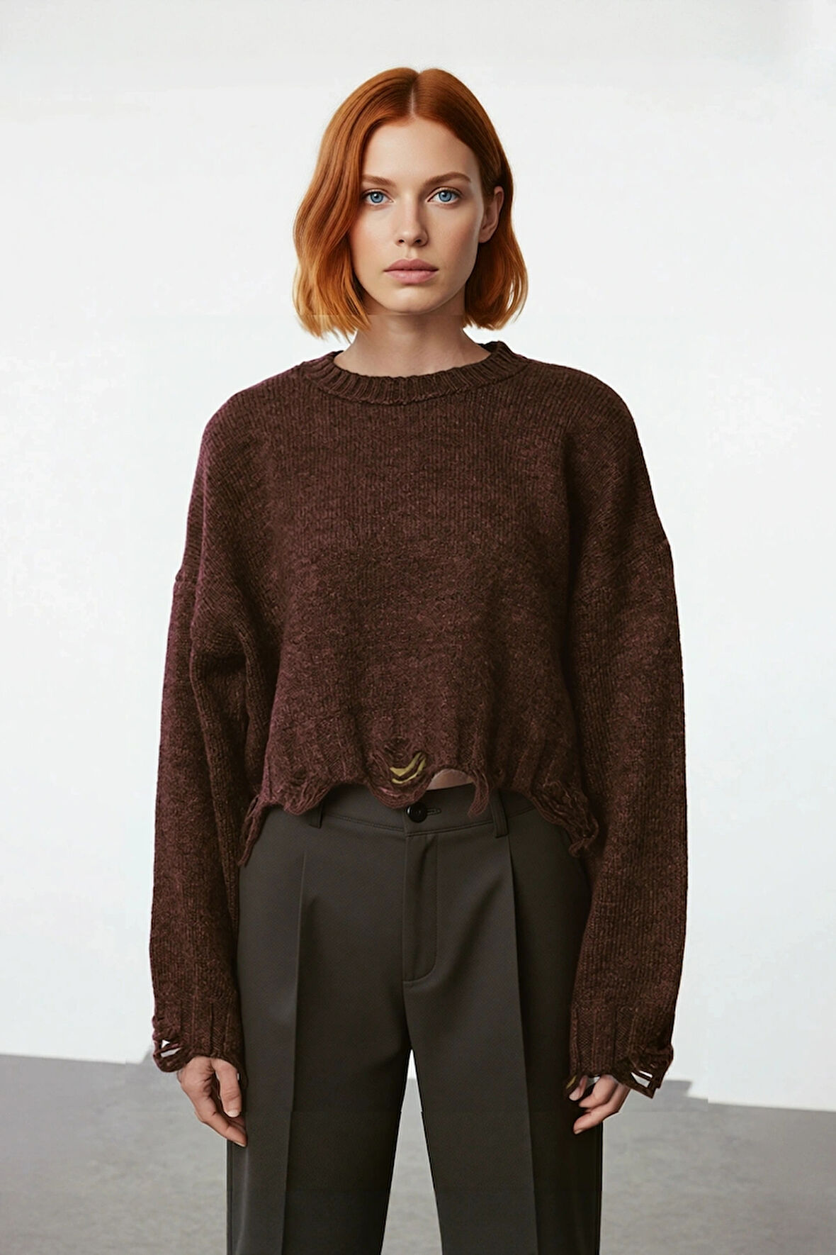 Kadın Casual Crop Oversize Bisiklet Yaka Triko Kazak Düşük Kol Akıtma Detaylı Konforlu Şık