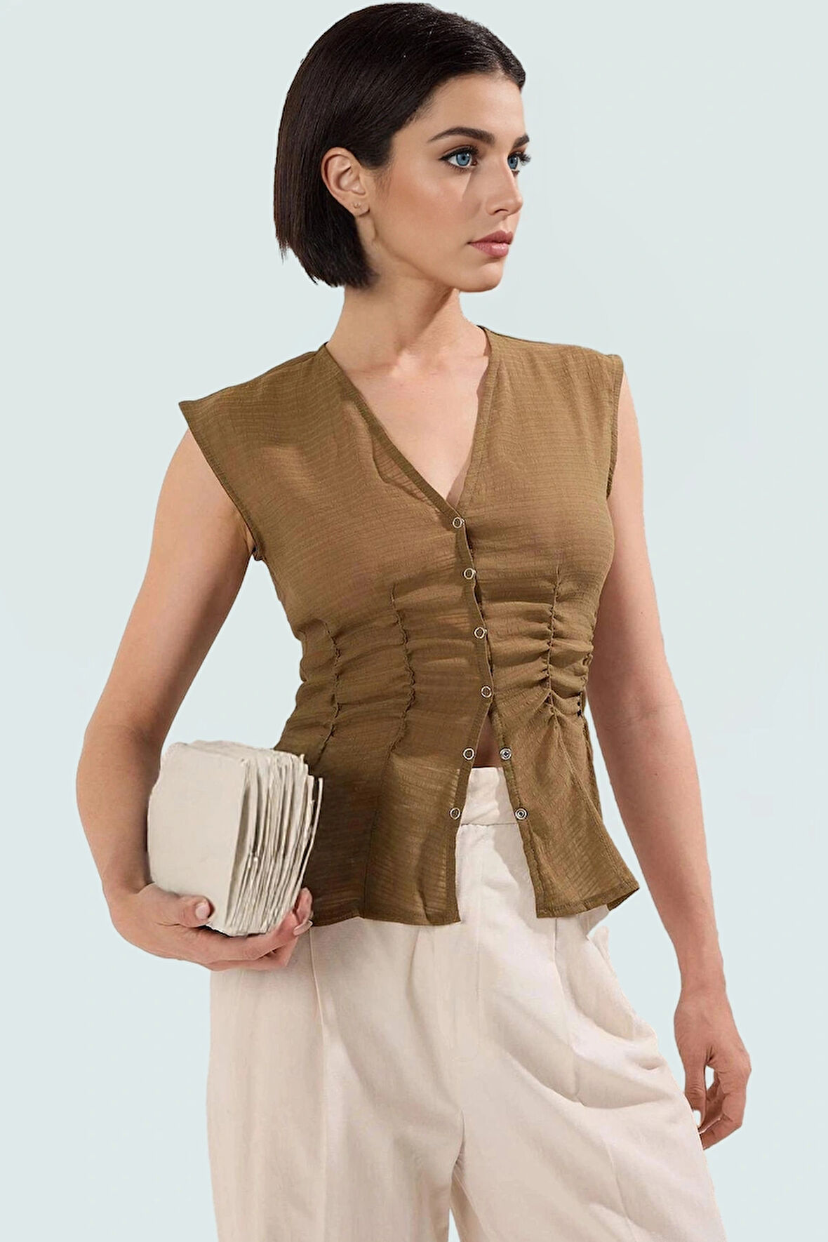 Dokuma Viskoz Bluz V Yaka Fitted Kolsuz Yazlık Rahat Yüksek Kalite Dayanıklı Malzeme