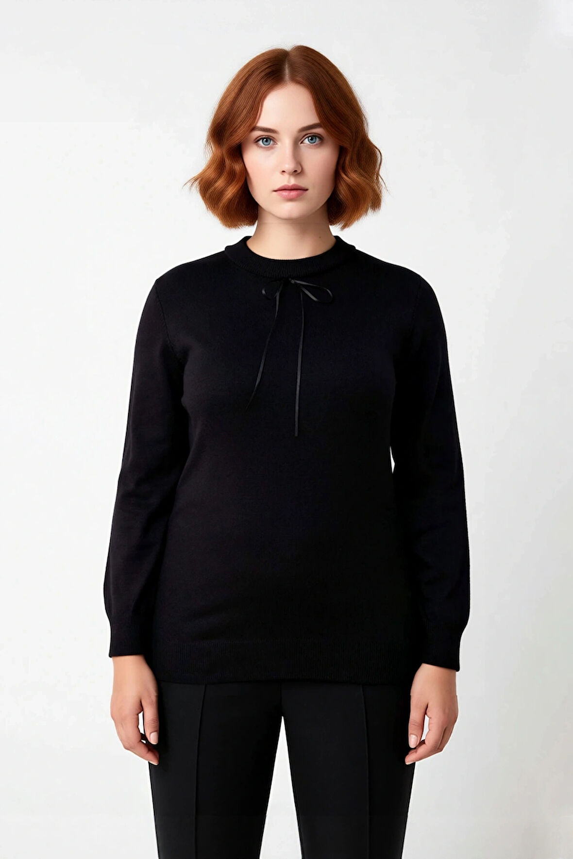 Kadın Siyah Dantel Yakalı Kurdele Detaylı Akrilik Triko Kazak Regular Kalıp Uzun Kollu Modern Şıklık