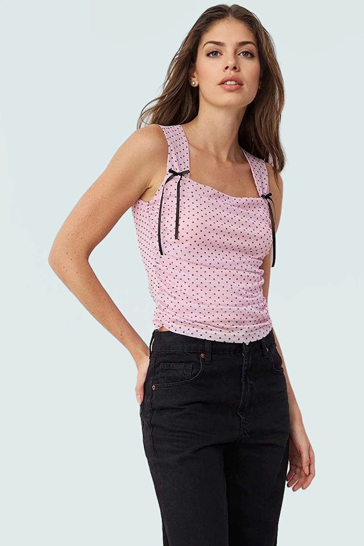 Fitted Kolsuz Örme Bluz Renk Kare Yaka Tül Kumaş Kaliteli İşçilik Günlük Kullanım İçin