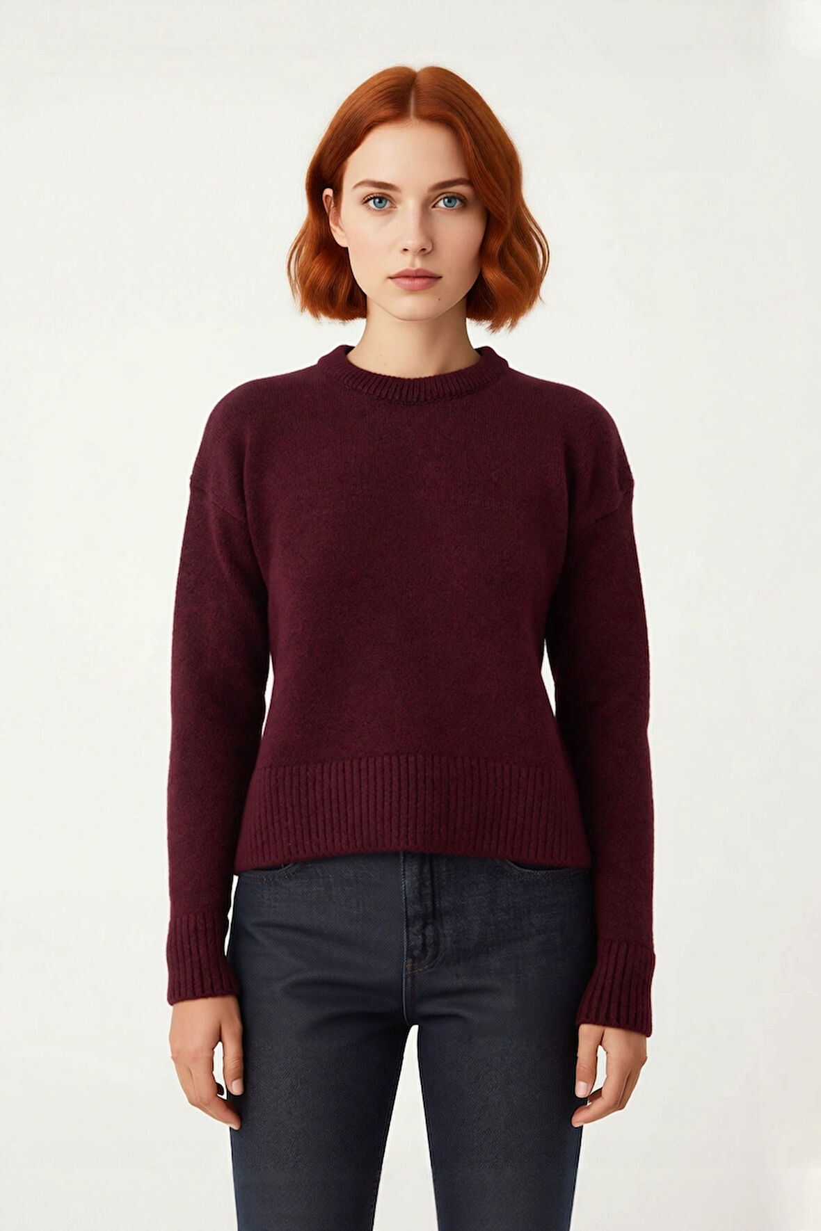 Kadınlara Özel Oversize Kesim Düşük Kol Bisiklet Yaka Triko Kazak Kışlık Giyimde Konfor Sunar