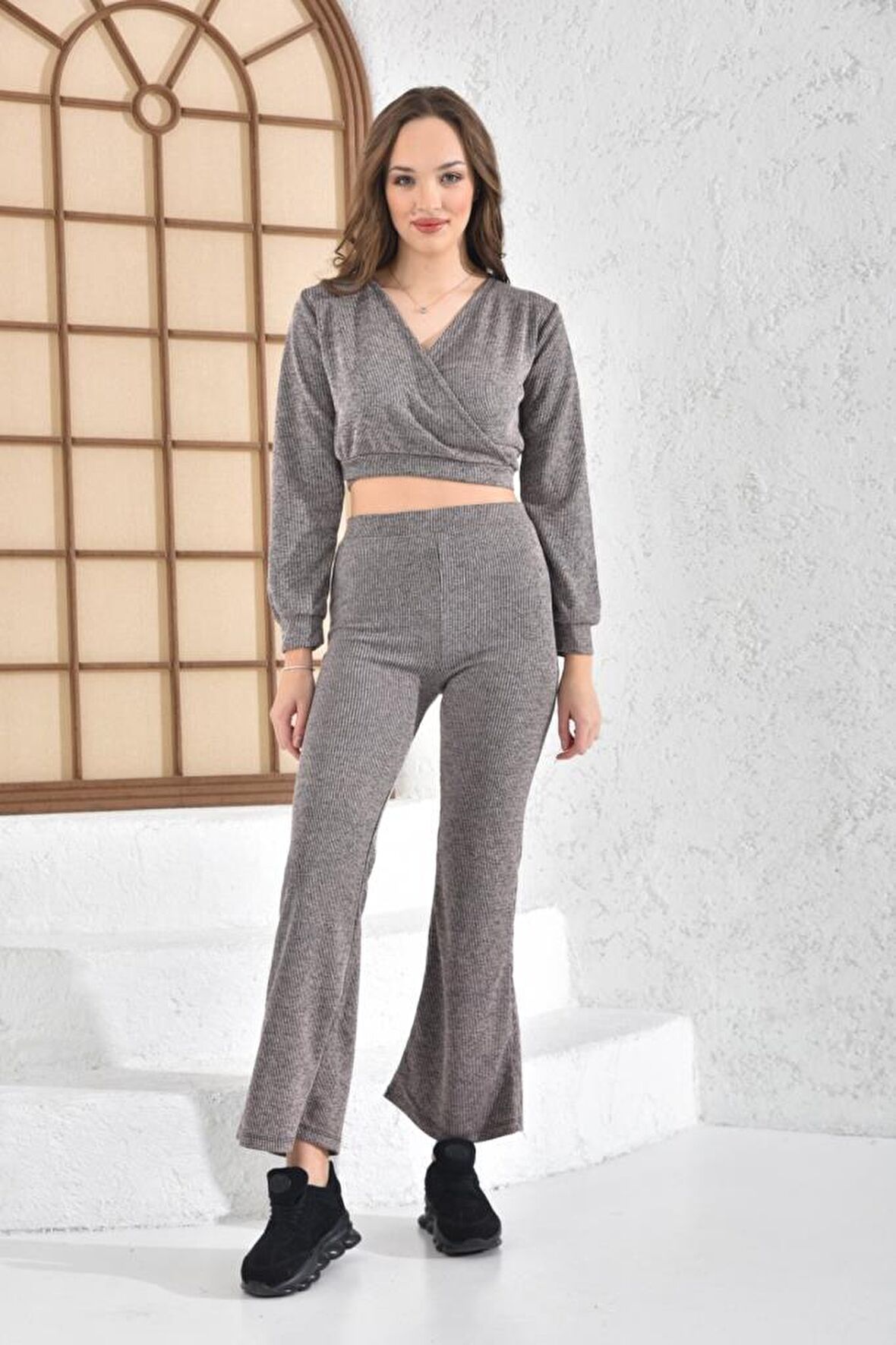 Bağcıklı V Yaka Geniş Paça Vizon Kaşkorse Kadın Eşofman Takım