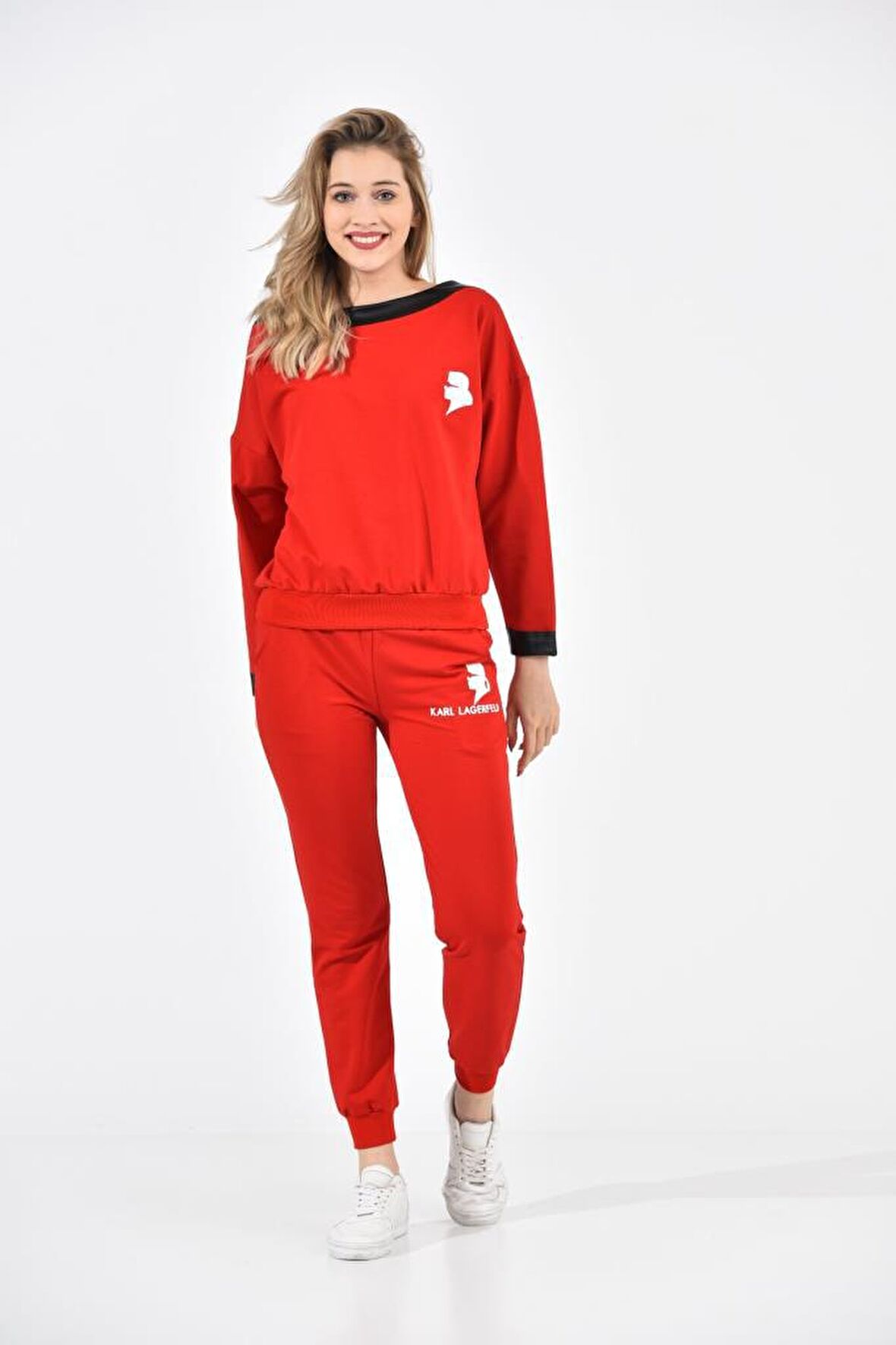 Kayık Deri Yakalı Baskılı Kırmızı Kadın Eşofman Takım