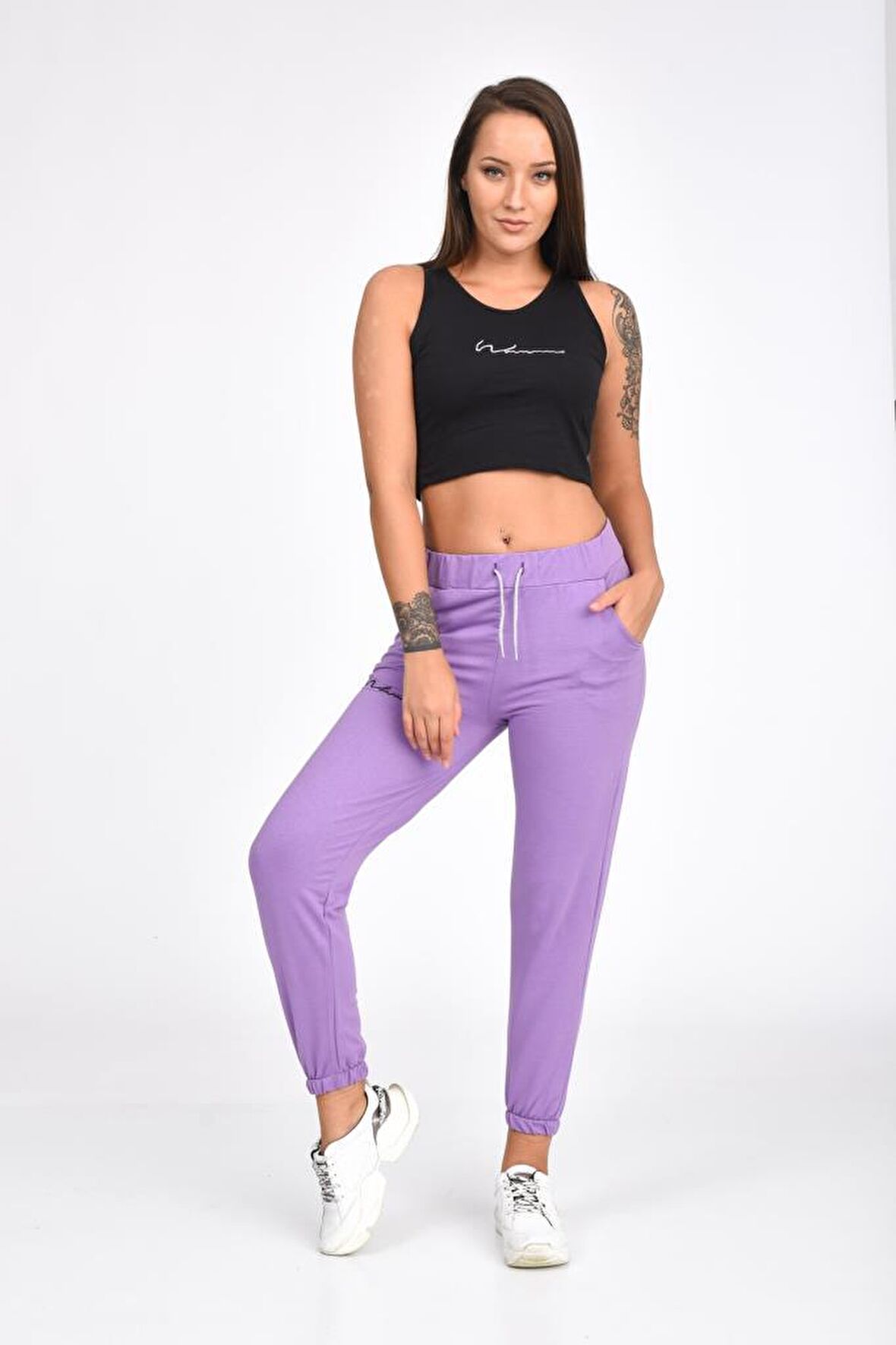 Atletli Beli ve Paçası Lastikli Nakışlı Lila Kadın Eşofman