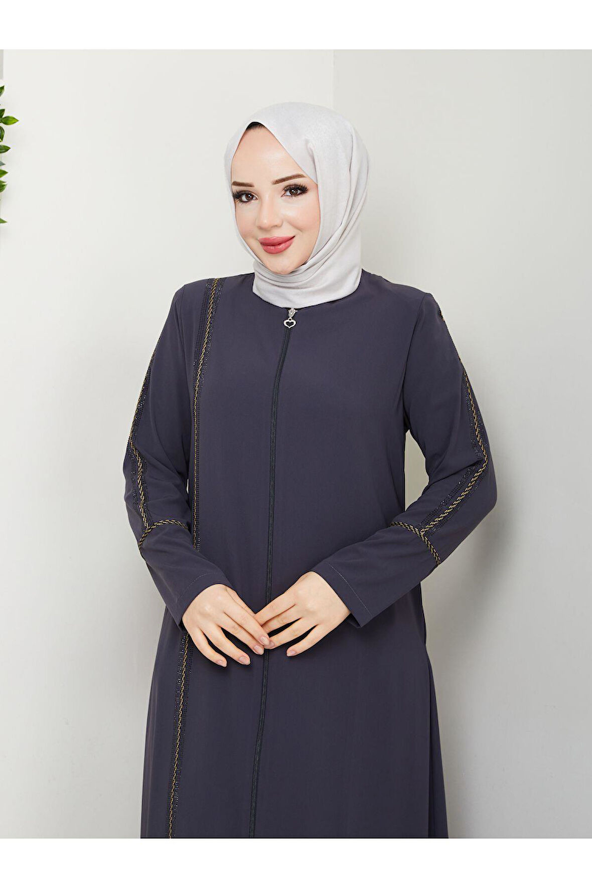 Gündelik Hac Ve Umrelik Ekstraforlu Biye Ve Taş Detaylı Ferace