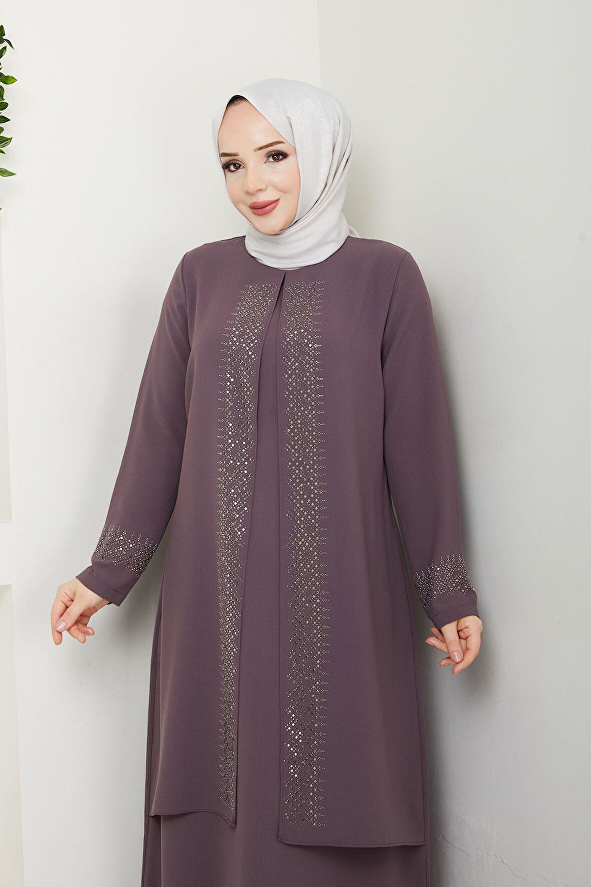 Serpme Taşlı Büyük Beden Anne Elbisesi