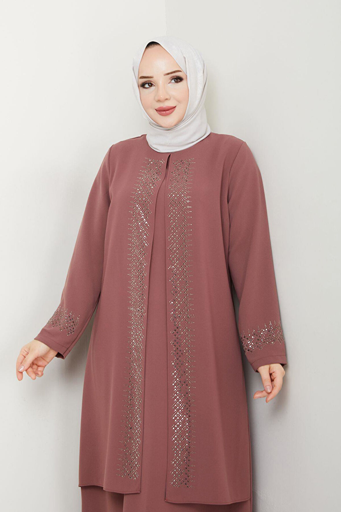 Serpme Taşlı Büyük Beden Anne Elbisesi