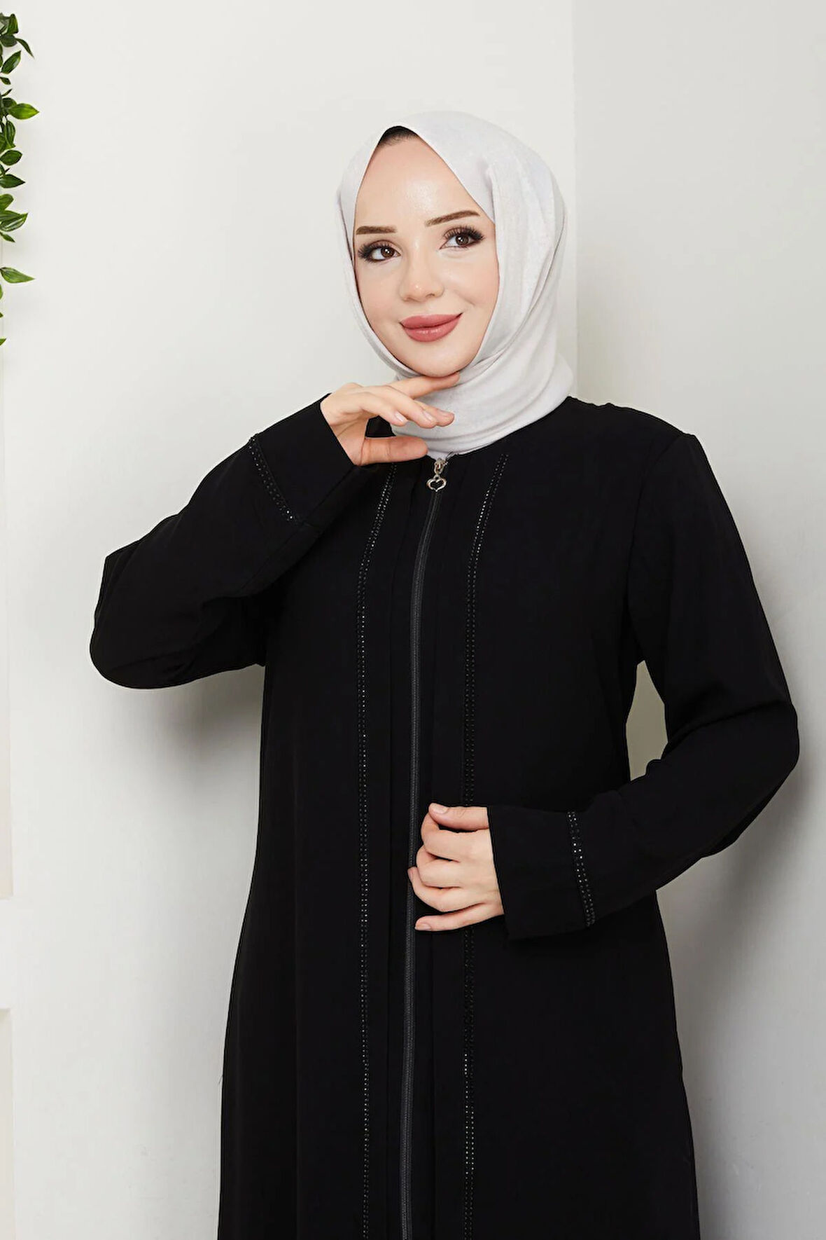 GÜNDELİK HAC VE UMRELİK GÜPÜRLÜ FERACE -SİYAH