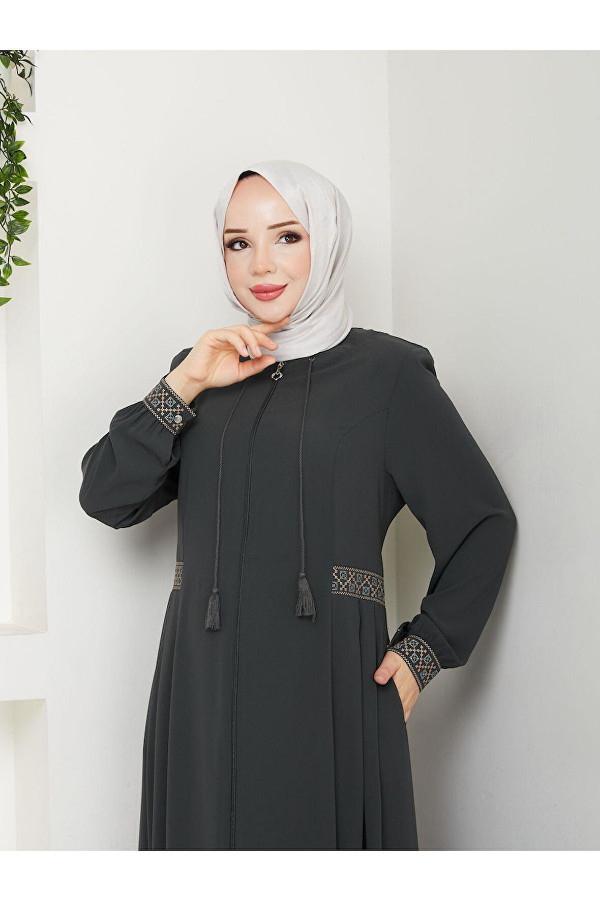 NAKIŞLI VE BAĞCIKLI FERACE