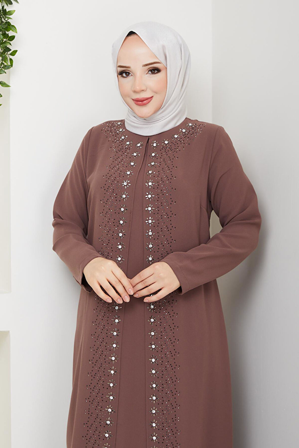 Papatya Taşlı Büyük Beden Anne Elbisesi