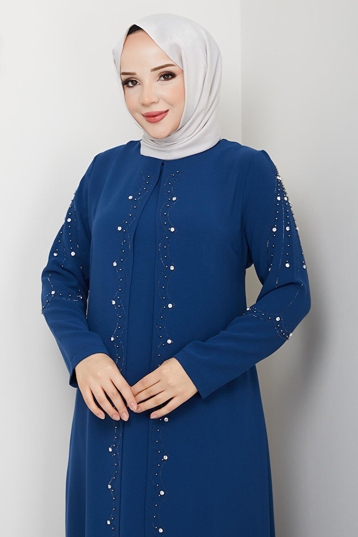 Büyük Beden Tam Boy Pelerinli Anne Elbisesi