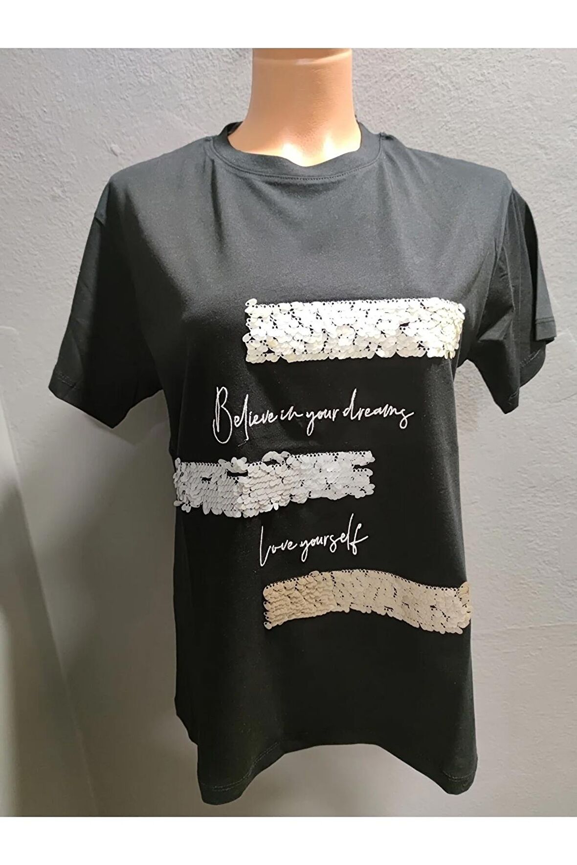 PULLU T-SHIRT