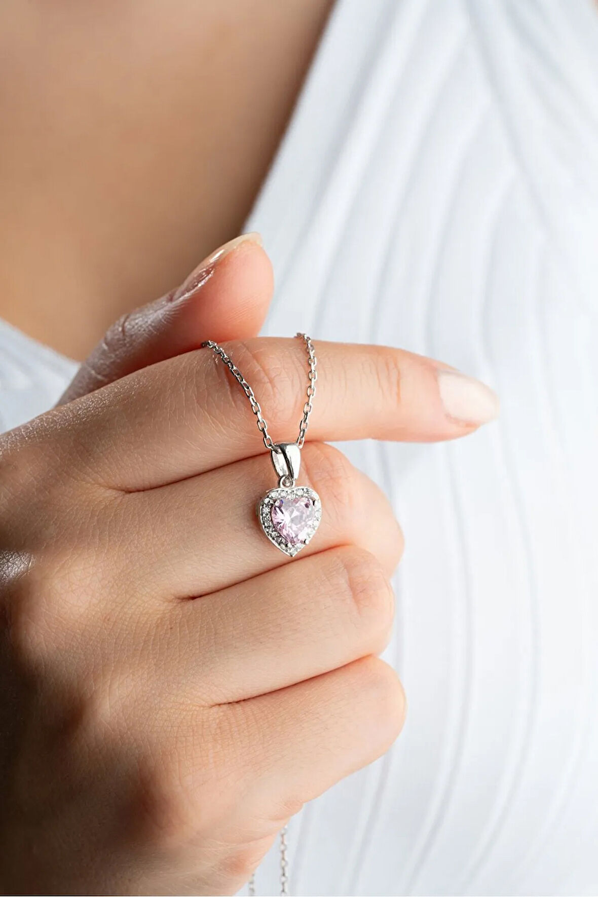 925 Ayar Gümüş Kalp Model Pembe Taşlı Kadın Kolye