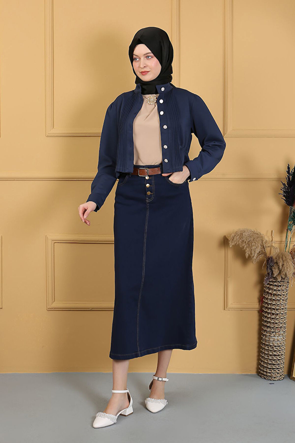 Doğal Kumaşlı Kemerli Kot Etek Lacivert