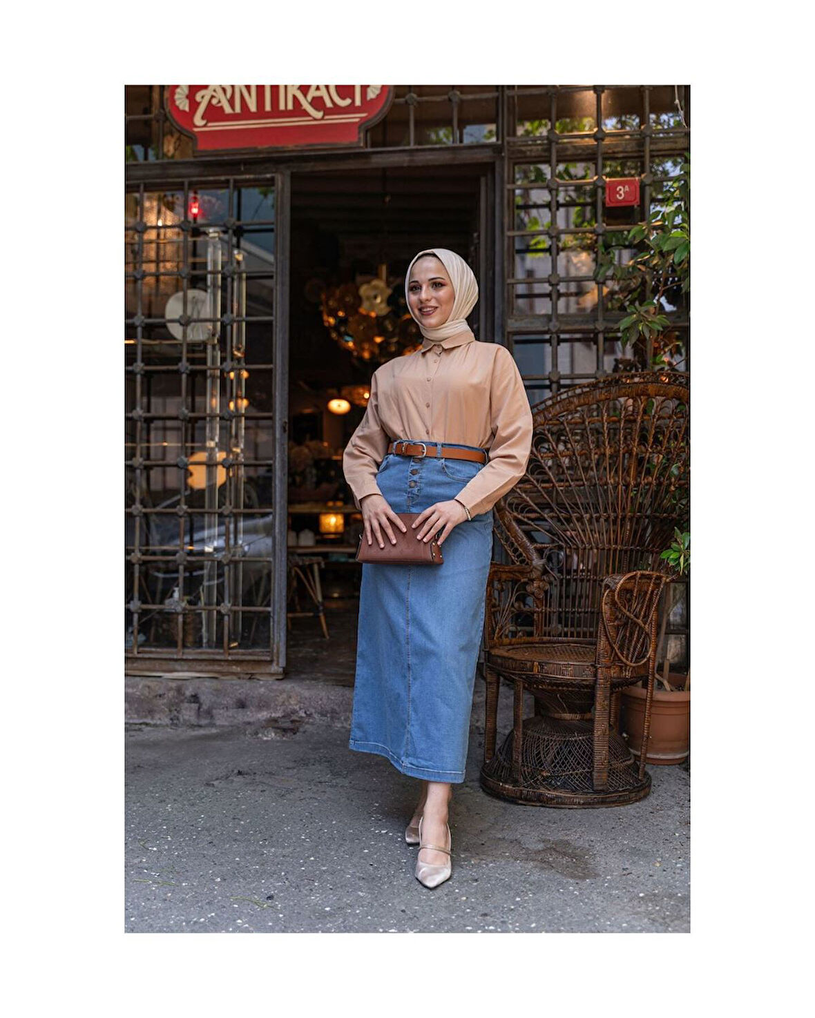 Doğal Kumaşlı Kemerli Kot Etek Açık Mavi