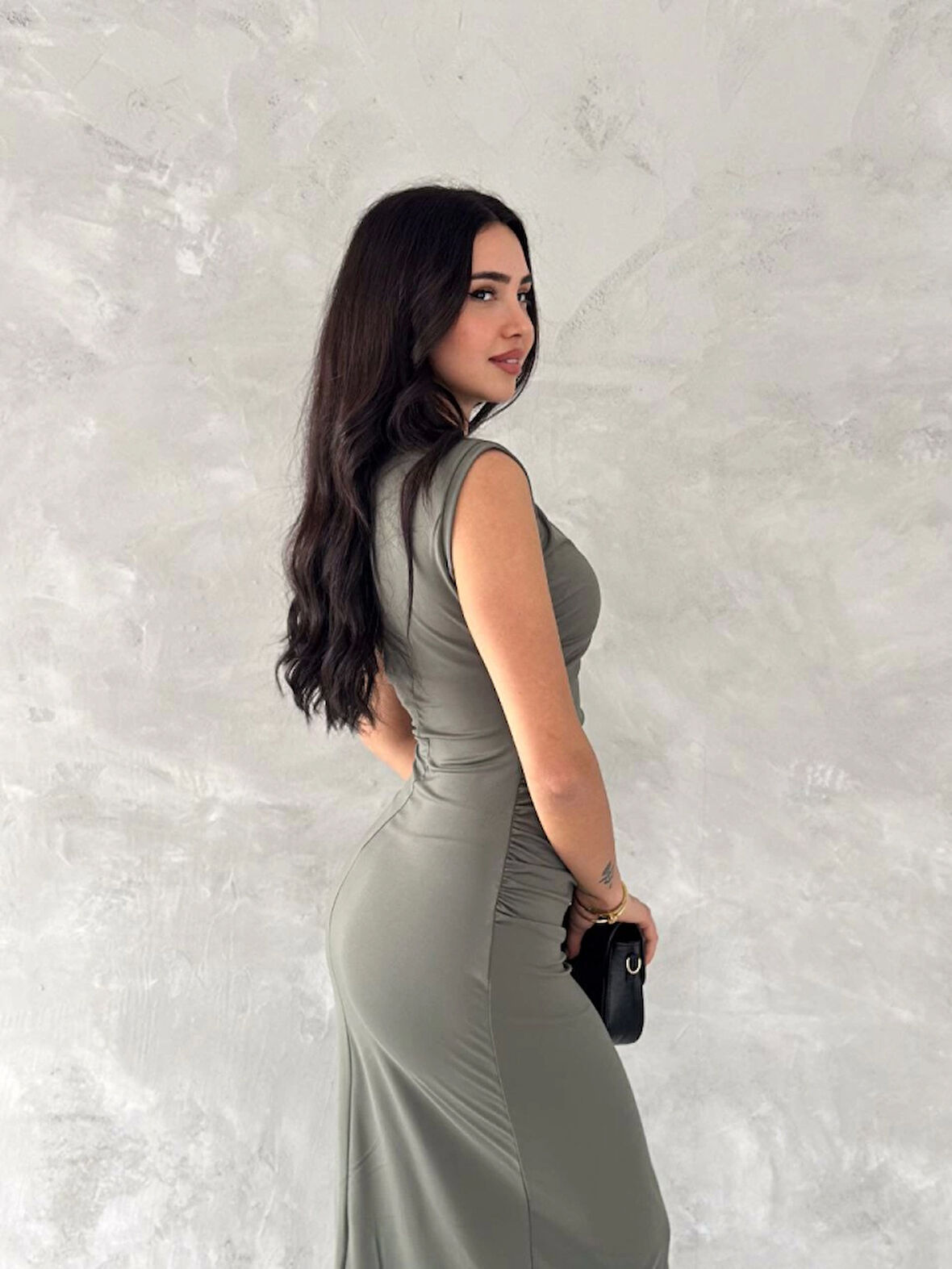 Kolsuz Yırtmaçlı Uzun Maxı Boy Elbise - Yeşil