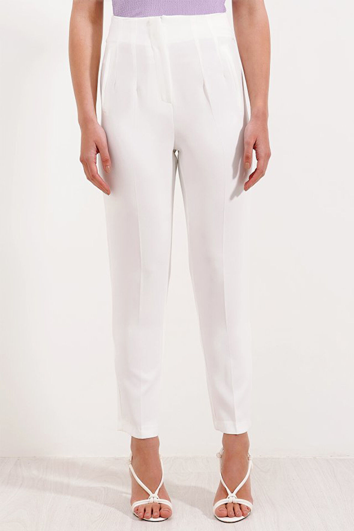 Beyaz Yüksek Bel Kumaş Pantolon 6650