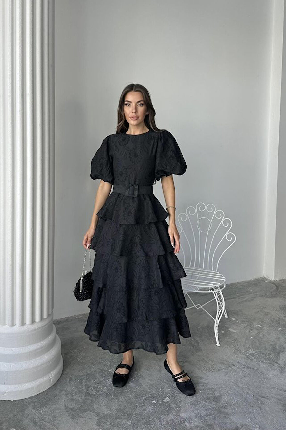 Siyah Kat Kat Balon Kollu Kemerli Elbise