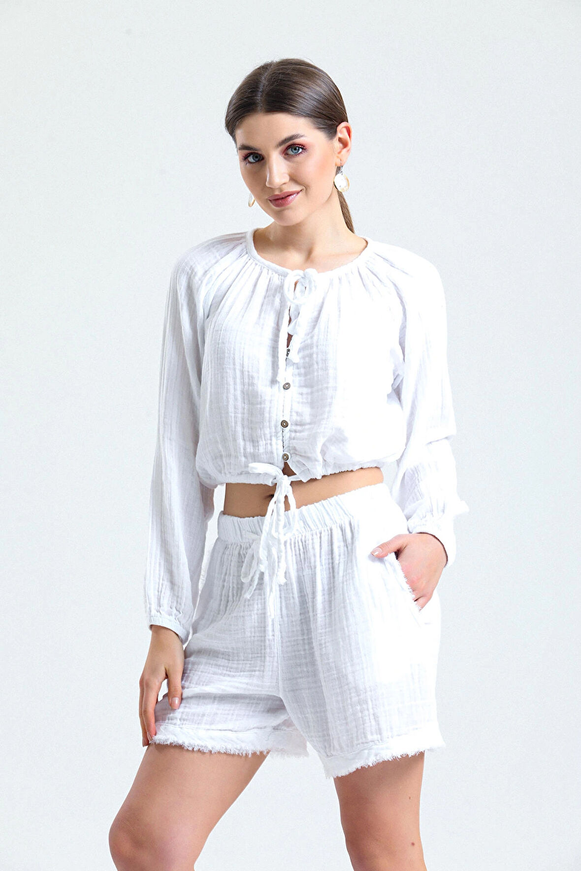 Müslin Liviv Düğmeli Crop