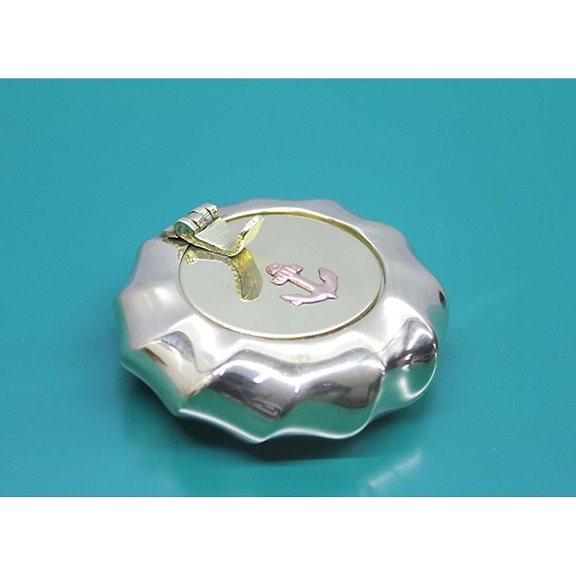 Pirinç Çapalı Kapaklı Küllük