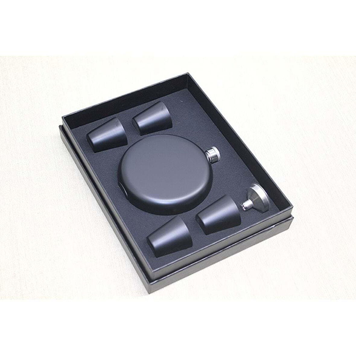 4 Shot Bardaklı Matara Seti