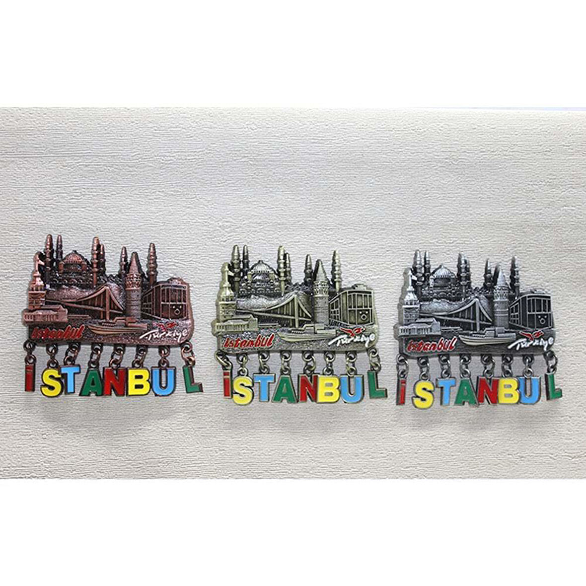 Sarkaçlı İstanbul Temalı Magnet