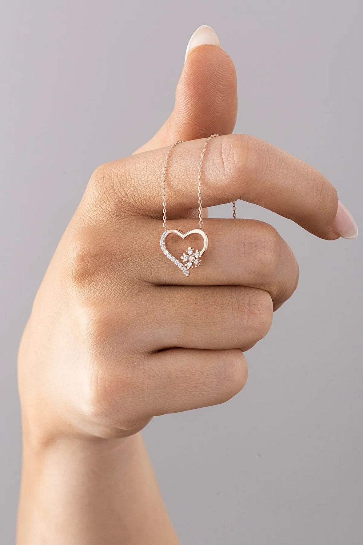 925 Ayar Kadın Kalp Kar Tanesi Gümüş Kolye